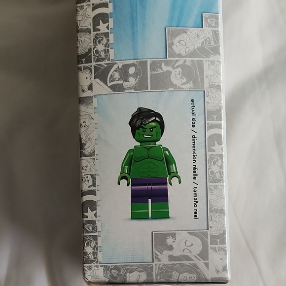 LEGO Spidey Amazing Friends Hulk vs. Rhino Showdown - Picture 9 of 10